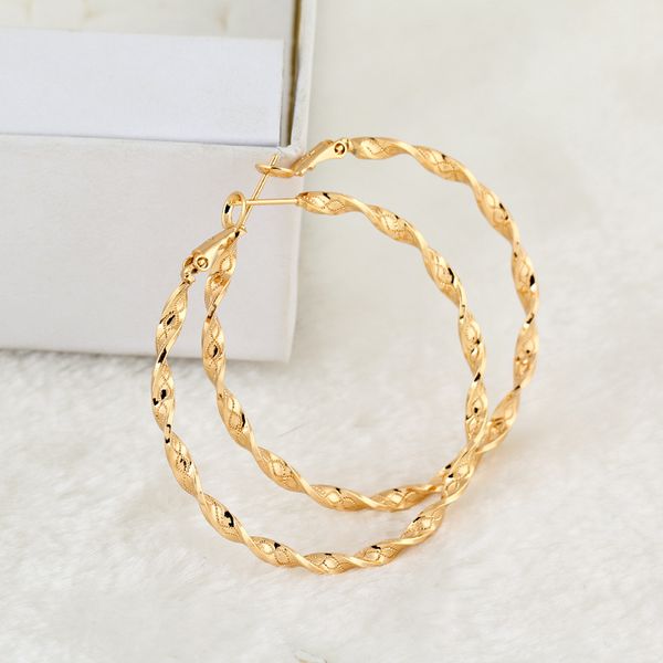Trendy Women Hoop Earrings High Quality 18K Yellow Gold Plated Girl Earrings Fashion Jewelry Hanging Earrings ER-958
Trendy Women Hoop Earrings High Quality 18K Yellow Gold Plated Girl Earrings Fashion Jewelry Hanging Earrings ER-958