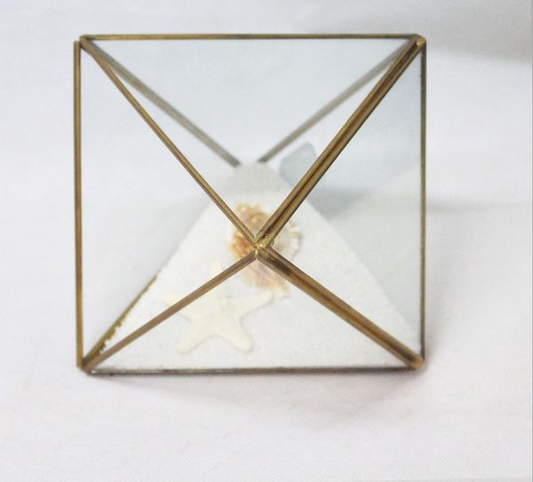 polygonal glass ornaments micro - landscape multi - meat ecological vase container brass plant geometry glass flower room
polygonal glass ornaments micro - landscape multi - meat ecological vase container brass plant geometry glass flower room