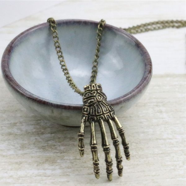 vintage necklace cool skeleton hand pendant necklaces bronze alloy chian long necklaces gift for party, Silver
vintage necklace cool skeleton hand pendant necklaces bronze alloy chian long necklaces gift for party, Silver