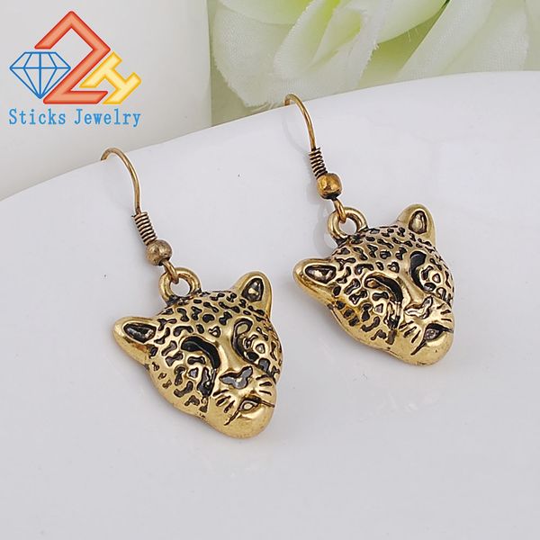 new lady leopard head earrings 100% environmentally friendly materials in five colors 1pair / lot lot drop shipping, Silver
new lady leopard head earrings 100% environmentally friendly materials in five colors 1pair / lot lot drop shipping, Silver