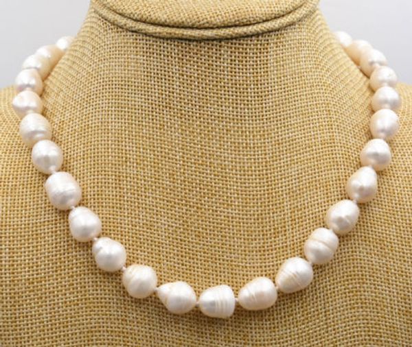 10-11mm big rice shape white/gray real natural pearl necklace 18'' toggle clasp, Silver
10-11mm big rice shape white/gray real natural pearl necklace 18'' toggle clasp, Silver