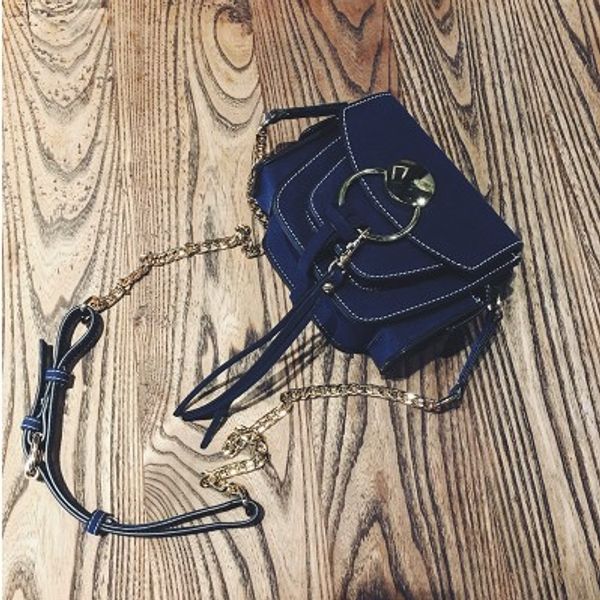 2017 new bags. scrub. mini bag. small bag. fashion casual bag. women's bags. pu. soft.cross body.shoulder bags.flap
2017 new bags. scrub. mini bag. small bag. fashion casual bag. women's bags. pu. soft.cross body.shoulder bags.flap
