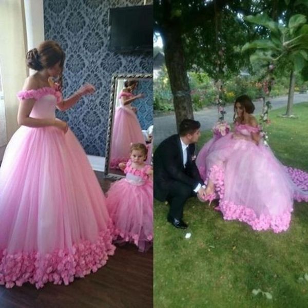 vestido de noiva wedding dresses 2018 off the shoulder pink flower tulle bridal gowns wedding dress women formal dress robe de mariage, White
vestido de noiva wedding dresses 2018 off the shoulder pink flower tulle bridal gowns wedding dress women formal dress robe de mariage, White