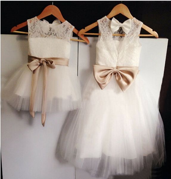 brand new real flower girl dresses with bow sashes keyhole party communion pageant dress for wedding little girls kids/children dress, White;blue
brand new real flower girl dresses with bow sashes keyhole party communion pageant dress for wedding little girls kids/children dress, White;blue