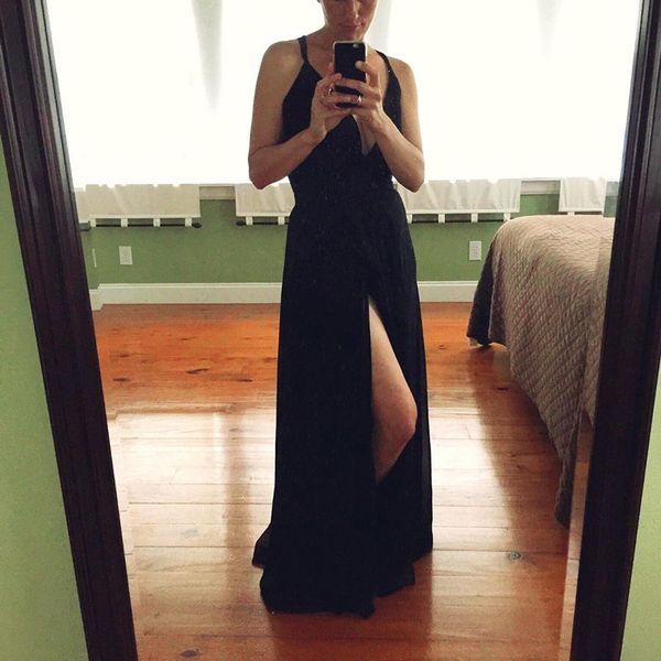 glamorous black prom dresses v-neck high side split long evening party dresses vintage formal prom party wear
glamorous black prom dresses v-neck high side split long evening party dresses vintage formal prom party wear