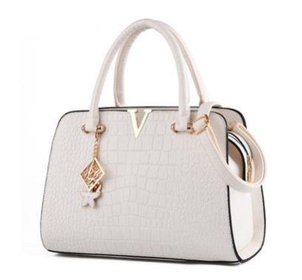 wholesale-2017 luxury handbags women bags designer ladies' plain hand alligator bags purse bolsas messenger bags shoulder ing
wholesale-2017 luxury handbags women bags designer ladies' plain hand alligator bags purse bolsas messenger bags shoulder ing