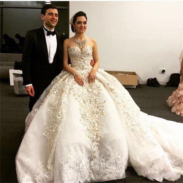 luxury lace ball gown wedding dresses lace appliques beads crystals vintage wedding dress chapel train vestido de noiva bridal gowns, White
luxury lace ball gown wedding dresses lace appliques beads crystals vintage wedding dress chapel train vestido de noiva bridal gowns, White