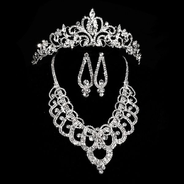 bridal romantic rhinestone alloy pearl necklace earrings moon type crown jewelry three pieces of bridal ornaments 2018 bridal accessories, Silver 
bridal romantic rhinestone alloy pearl necklace earrings moon type crown jewelry three pieces of bridal ornaments 2018 bridal accessories, Silver