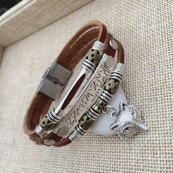 men's leather bracelet with stainless steel buckle hand jewelry wholesale langtou offbeat personality, Golden;silver
men's leather bracelet with stainless steel buckle hand jewelry wholesale langtou offbeat personality, Golden;silver