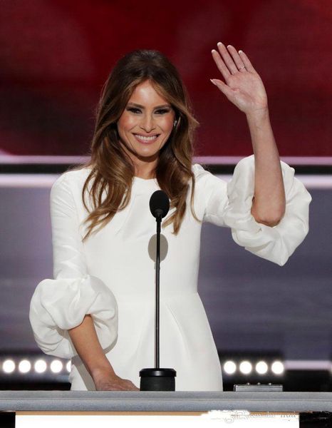 Melania Trump Short White Evening Dresses Sheath Crew Neckline Pleated with Baloon Sleeves Short Celebrity Party Gowns
Melania Trump Short White Evening Dresses Sheath Crew Neckline Pleated with Baloon Sleeves Short Celebrity Party Gowns