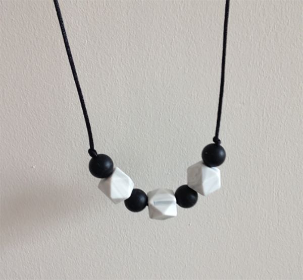 10pcs baby silicone teether necklace marble hexagon black charm beaded teething necklace food grade chew pendant nursing jewelry, Silver
10pcs baby silicone teether necklace marble hexagon black charm beaded teething necklace food grade chew pendant nursing jewelry, Silver