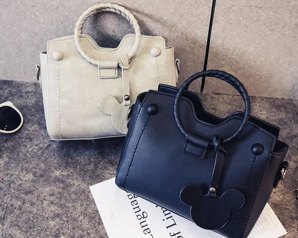 2017 new bags. handbag. women's bags. casual fashion bag. packet. pu. mini bag. hard.cross body.shoulder bags.totes.flap
2017 new bags. handbag. women's bags. casual fashion bag. packet. pu. mini bag. hard.cross body.shoulder bags.totes.flap