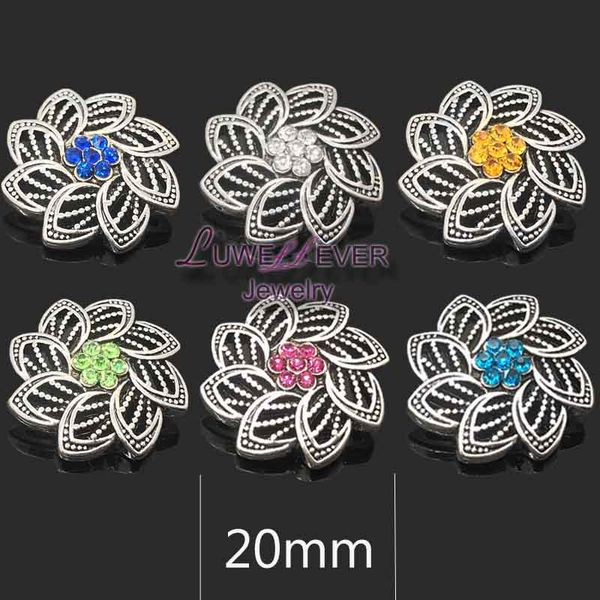 высокое качество цветок w103 18 мм 20 мм горный хрусталь металлические кнопки для оснастки кнопки браслет ожерелье ювелирные изделия для жен 
высокое качество цветок w103 18 мм 20 мм горный хрусталь металлические кнопки для оснастки кнопки браслет ожерелье ювелирные изделия для жен