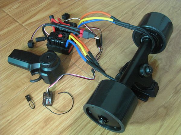 electric longboard 72mm hub motor kit skateboard brushless motor wheel with truck dual motor drive remote controller
electric longboard 72mm hub motor kit skateboard brushless motor wheel with truck dual motor drive remote controller