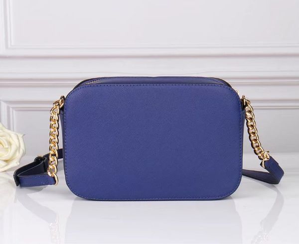 Hotnew brand women letter me enger bag houlder bag fa hion chain bag women mall package pur e with luxury watch 1388 tag
Hotnew brand women letter me enger bag houlder bag fa hion chain bag women mall package pur e with luxury watch 1388 tag