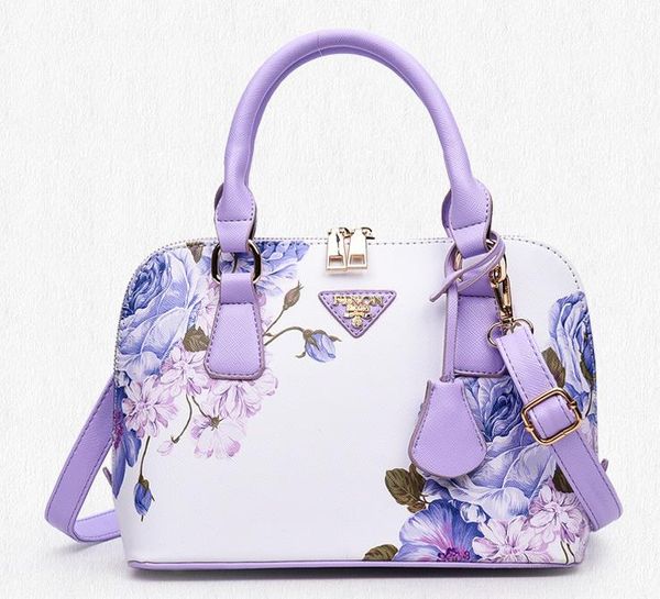 high - quality ladies totes classic plain ladies pu leather handbags floral totes quality fashion shells package zipper printing package
high - quality ladies totes classic plain ladies pu leather handbags floral totes quality fashion shells package zipper printing package