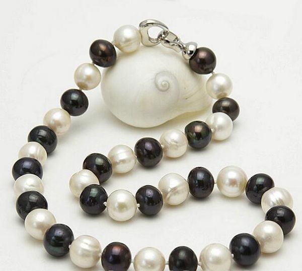 nature 9-10mm white&black freshwater cultured pearl necklace 18"silver clasp
nature 9-10mm white&black freshwater cultured pearl necklace 18"silver clasp