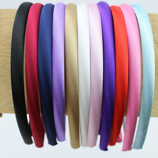 60pcs / lot headdress plain solid color satin resin hairbands ribbon covered kids headband headdress hair headwear accessories, Black;brown
60pcs / lot headdress plain solid color satin resin hairbands ribbon covered kids headband headdress hair headwear accessories, Black;brown