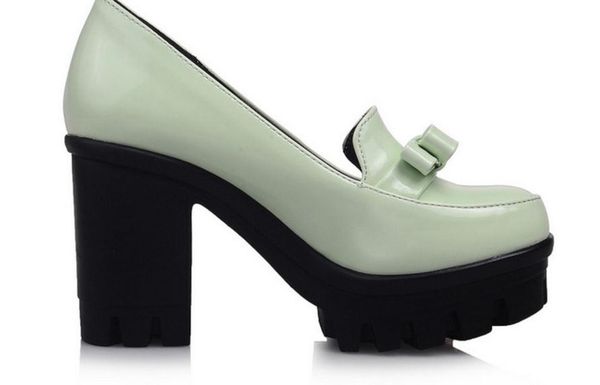 spring and autumn korean princess high heeled shoes small fresh round head shallow mouth waterproof table rough documentary women shoes, Black
spring and autumn korean princess high heeled shoes small fresh round head shallow mouth waterproof table rough documentary women shoes, Black