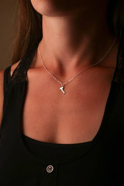 european country map italy necklace charm italian italia pride i heart love capital of italy rome city necklaces for souvenir, Silver
european country map italy necklace charm italian italia pride i heart love capital of italy rome city necklaces for souvenir, Silver
