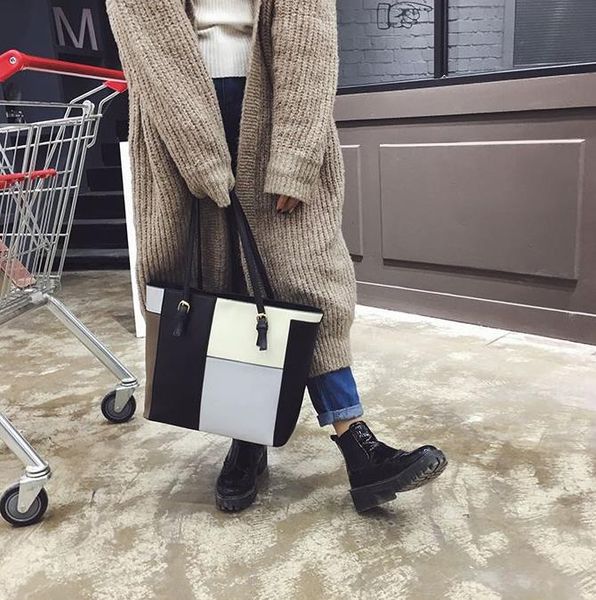fashion bag. fashion handbag. the single fashion bags shoulder female messenger shoulder bags bag. casual bags. female
fashion bag. fashion handbag. the single fashion bags shoulder female messenger shoulder bags bag. casual bags. female