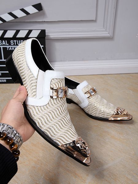 Bling Горный Хрусталь Железная Голова Мужчины Мода Обувь Плоский Каблук Высокое Качество Свадебное Платье Обувь Квартиры Плюс Размер 37-46 Роскошный Бренд Мужчины Новая Обувь
Bling Горный Хрусталь Железная Голова Мужчины Мода Обувь Плоский Каблук Высокое Качество Свадебное Платье Обувь Квартиры Плюс Размер 37-46 Роскошный Бренд Мужчины Новая Обувь