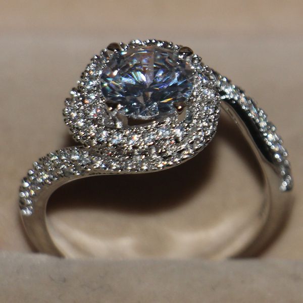 size 5/6/7/8/9/10 brand desgin luxury jewelry 925 sterling silver tiny white sapphire simulated diamond wedding engagement rings for lover, Slivery;golden
size 5/6/7/8/9/10 brand desgin luxury jewelry 925 sterling silver tiny white sapphire simulated diamond wedding engagement rings for lover, Slivery;golden