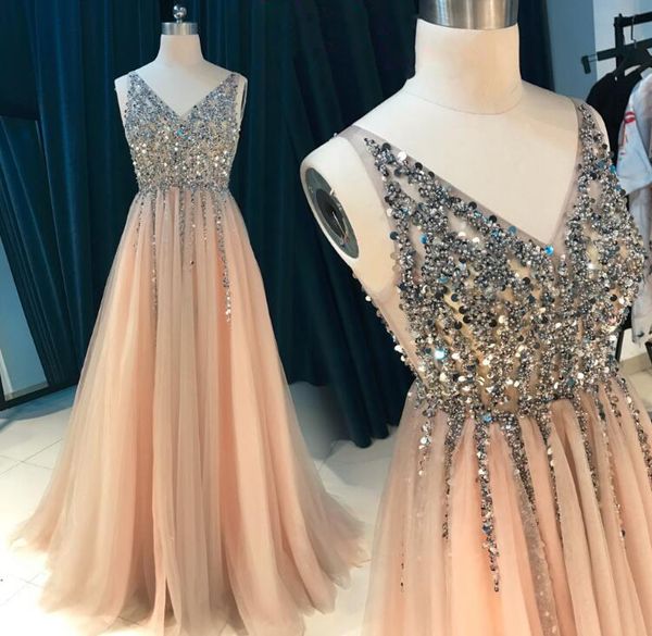 new v neck grey sparkly vestido de festa open back evening gowns 2017 elegant see through high split evening dress, Black;red
new v neck grey sparkly vestido de festa open back evening gowns 2017 elegant see through high split evening dress, Black;red