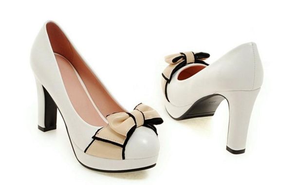 new age season high heels sweet bowknot single thick with female shoes paint waterproof shoes work shoes big yards, Black
new age season high heels sweet bowknot single thick with female shoes paint waterproof shoes work shoes big yards, Black
