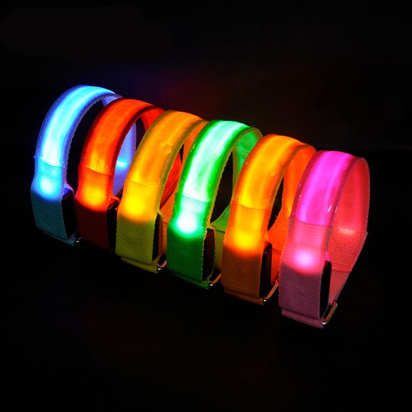 wholesale- 2 pcs glowing wristband arm leg cycling lights night mtb bicycle riding running warning safety portable party concert band
wholesale- 2 pcs glowing wristband arm leg cycling lights night mtb bicycle riding running warning safety portable party concert band