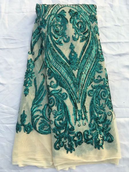 5 yards/pc most popular beige french net lace fabric with green sequins design african mesh lace for dress qn57-2, Black;white
5 yards/pc most popular beige french net lace fabric with green sequins design african mesh lace for dress qn57-2, Black;white