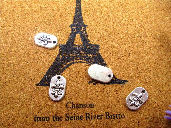 90pcs--fleur de lis charms, antique tibetan silver tone tierra cast french lily charm pendants 14x9mm, Bronze;silver
90pcs--fleur de lis charms, antique tibetan silver tone tierra cast french lily charm pendants 14x9mm, Bronze;silver