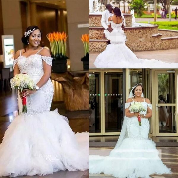 2017 new african plus size wedding dresses spaghetti straps lace appliques beaded mermaid wedding dress tiered tulle long bridal gowns, White
2017 new african plus size wedding dresses spaghetti straps lace appliques beaded mermaid wedding dress tiered tulle long bridal gowns, White