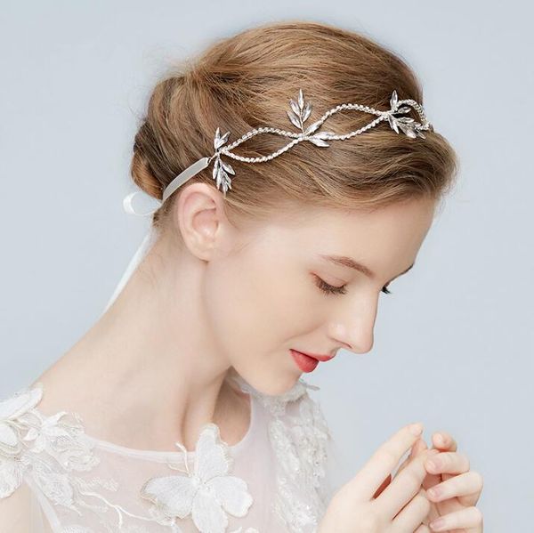 bridal crystal rhinestone tiaras hair headwear wedding necklace wedding jewelry bridal accessories women tiaras silver, White;golden
bridal crystal rhinestone tiaras hair headwear wedding necklace wedding jewelry bridal accessories women tiaras silver, White;golden
