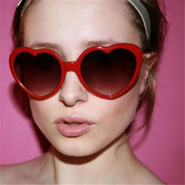 wholesale- fashion love heart shaped sunglasses women brand designer vintage women's glasses sun glasses feminine mirrored female, White;black
wholesale- fashion love heart shaped sunglasses women brand designer vintage women's glasses sun glasses feminine mirrored female, White;black