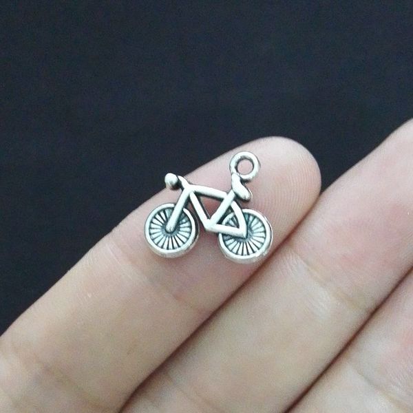 wholesale- 50pcs 14*15mm antique silver vintage bike charm pendant jewlery making, Bronze;silver
wholesale- 50pcs 14*15mm antique silver vintage bike charm pendant jewlery making, Bronze;silver
