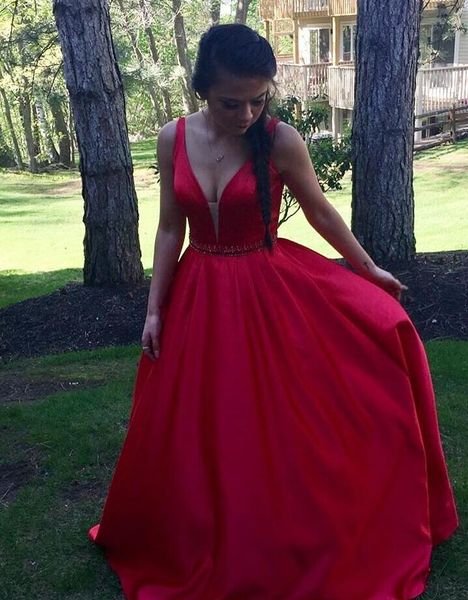 2017 new v-neck prom dresses a-line beads crystal waist backless zipper evening dresses real pic custom made guest dresses, Black
2017 new v-neck prom dresses a-line beads crystal waist backless zipper evening dresses real pic custom made guest dresses, Black