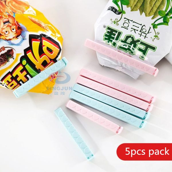 lovely bag sealing clamp bag clip 5pcs package, bag locker, plastic clamp 
lovely bag sealing clamp bag clip 5pcs package, bag locker, plastic clamp