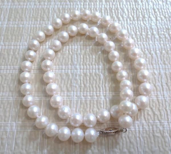 noblest 8-9mm south sea natural white pearl necklace 17.5 inch 925silver clasp, Silver
noblest 8-9mm south sea natural white pearl necklace 17.5 inch 925silver clasp, Silver