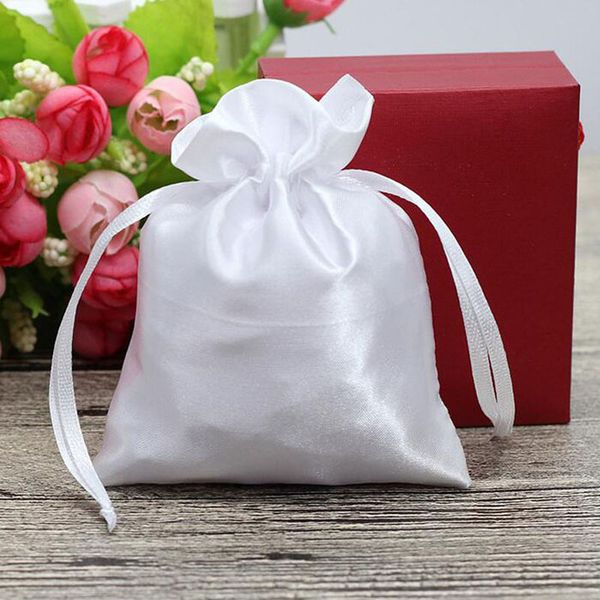 9*12cm Satin Bag Pouch For Jewelry Organizer Wedding Party Festival Favor Gift Drawstring Bags Black White Free Shipping ZA3454
9*12cm Satin Bag Pouch For Jewelry Organizer Wedding Party Festival Favor Gift Drawstring Bags Black White Free Shipping ZA3454