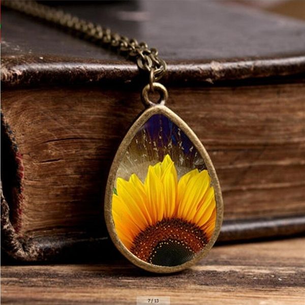 2017 New Yellow Sunflower Necklace Sunflowers Art Pendant Jewelry Plant Photo Pendants Glass Necklaces Gifts Girl
2017 New Yellow Sunflower Necklace Sunflowers Art Pendant Jewelry Plant Photo Pendants Glass Necklaces Gifts Girl