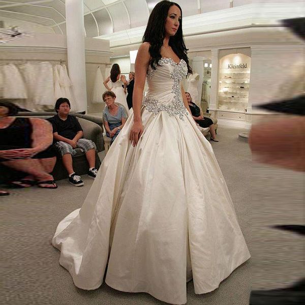 Amazing Satin Sweetheart Neckline Ball Gown Wedding Dresses With Beaded Rhinestones Top Bridal Gowns vestidos de noivas
Amazing Satin Sweetheart Neckline Ball Gown Wedding Dresses With Beaded Rhinestones Top Bridal Gowns vestidos de noivas