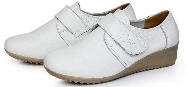 wedge round head female the spring and autumn period and the single shoes, work shoes furuisource, Black
wedge round head female the spring and autumn period and the single shoes, work shoes furuisource, Black