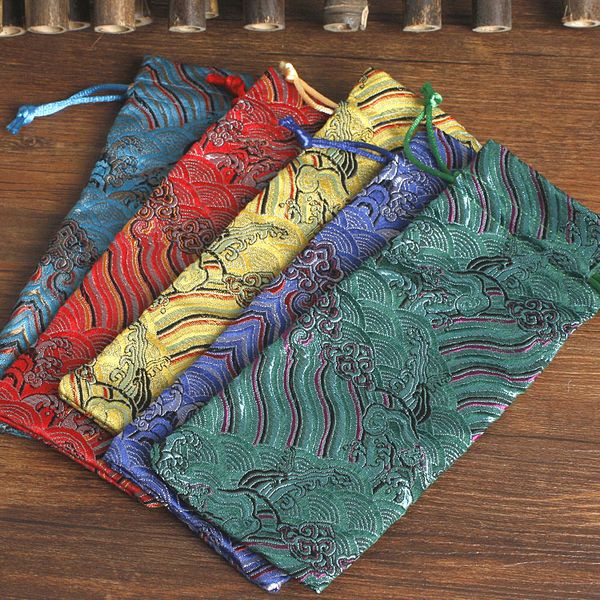 wavy pattern lengthen silk satin bags drawstring travel jewelry necklace gift pouches wood comb trinket storage pocket 7.5x19 cm 7.5x24 cm, Pink;blue
wavy pattern lengthen silk satin bags drawstring travel jewelry necklace gift pouches wood comb trinket storage pocket 7.5x19 cm 7.5x24 cm, Pink;blue