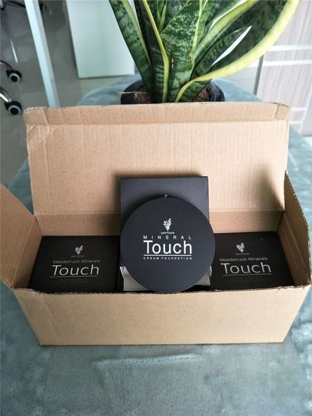 younique powder foundation makeup highlighter touch mineral foundation touche eclat primer face stick with puff
younique powder foundation makeup highlighter touch mineral foundation touche eclat primer face stick with puff