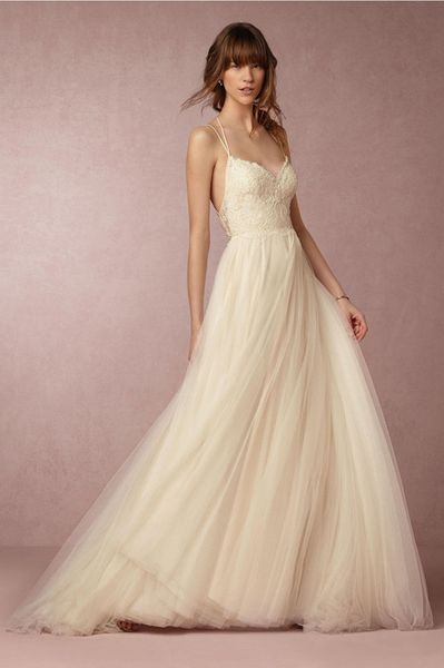 2017 spaghetti strap beach a-line wedding dress backless sleeveless lace appliques on wedding gowns custom made, White
2017 spaghetti strap beach a-line wedding dress backless sleeveless lace appliques on wedding gowns custom made, White