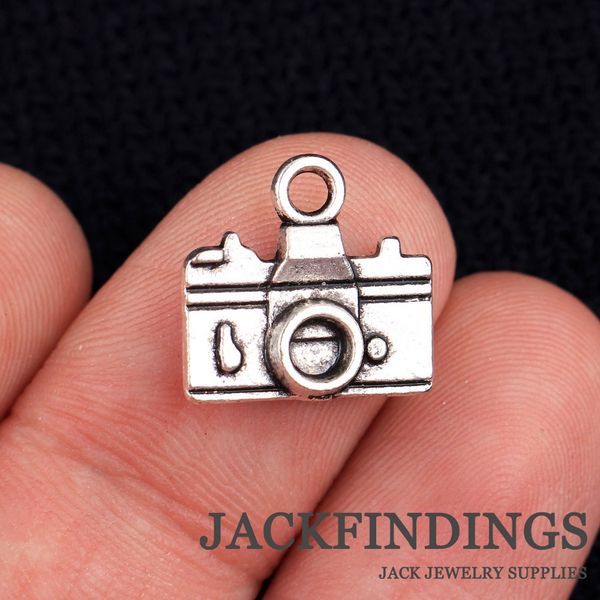 wholesale-20pcs 15x14mm antique tibetan silver charms pendant wedding/phone/decoration/bracelet necklace camera cmg0671, Bronze;silver
wholesale-20pcs 15x14mm antique tibetan silver charms pendant wedding/phone/decoration/bracelet necklace camera cmg0671, Bronze;silver