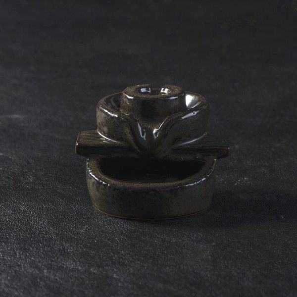 wholesale- small size ceramic glaze incense burner holder buddhist sandalwood cones backflow censer craft gifts home decoration
wholesale- small size ceramic glaze incense burner holder buddhist sandalwood cones backflow censer craft gifts home decoration