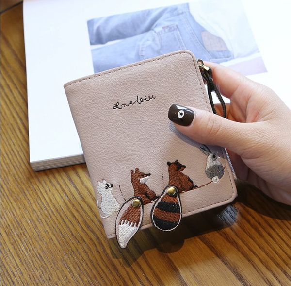 2018 new ins purse female short style student cartoon korean version cute little fresh folding mini tide personality zero wallet, Red;black
2018 new ins purse female short style student cartoon korean version cute little fresh folding mini tide personality zero wallet, Red;black