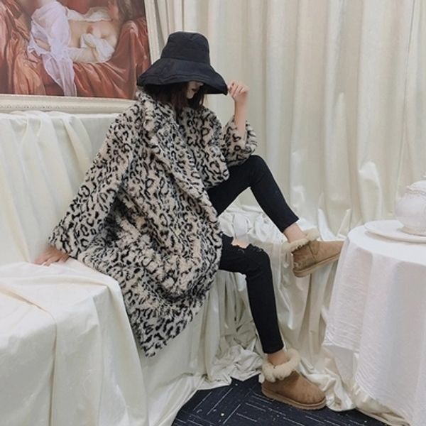 2018 new style high-end fashion women faux fur coat c9, Black
2018 new style high-end fashion women faux fur coat c9, Black